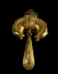 Ornate Victorian 14K Gold Brooch