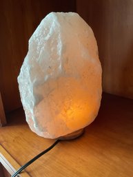 1i - Large Salt Lamp