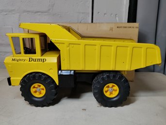 Vintage Mighty Tonka Dump / No. 3900 With Box