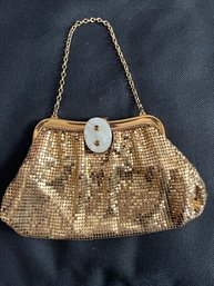 Whiting And Davis Vintage Women's Gold Metal Mesh Lame Evening Bag With Mother Of Pearl Clasp