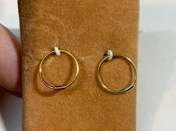 Pair Of Minimalist Vintage 14K Hoop Earrings