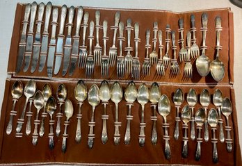 WM Rogers Company Silver Plate Vintage Silverware Service For Eight