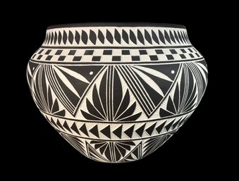 Signed Acoma NM Vase Pueblo Pottery Embossed Earthenware