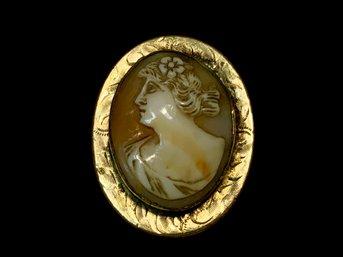 Antique Cameo Brooch