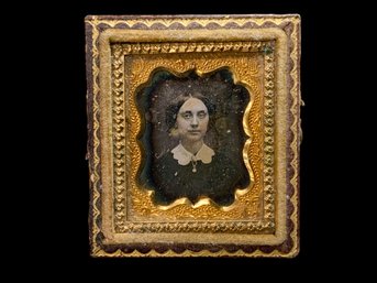 Civil War Era Daguerreotype Of Woman