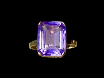 Emerald Cut Amethyst And 14K Gold Cocktail Ring