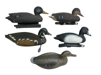 Five Vintage Plastic Working Duck Decoys Various Makers