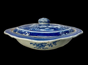 Antique Canton Blue Export Chinese Porcelain Lidded Dish