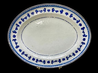 Antique Chinese Blue Export Platter Grape Leaf Rim Pattern