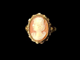 Antique 14K Gold Cameo Ring