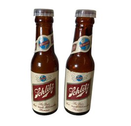 Vintage Schlitz Beer Bottles  Glass Salt And Pepper Shaker Set Kitsch