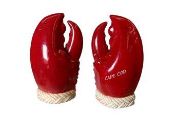 Vintage Cape Cod Lobster Claw Salt And Pepper Shaker Set Porcelain