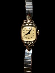 14K And Diamond Hamilton Ladys Wristwatch Mid Century 17 Jewels