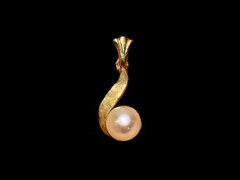 Mid Century 14K And Authentic Pearl Pendant