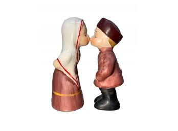 1950s Napco Kissing Porcelain Russian Boy And Girl