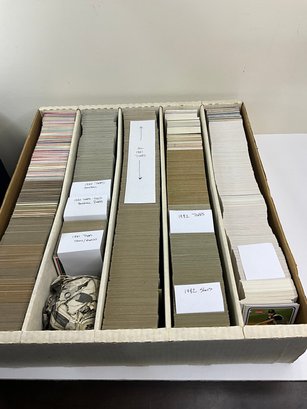 Large 5 Row Box With Lots Of Vintage Baseball Cards And Mixed Modern
