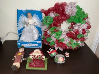 Christmas Lot With Angel Tree Topper, Wreath And More