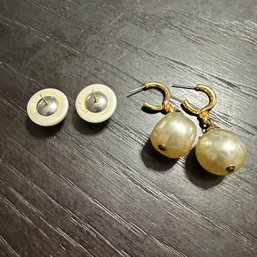 2 Pairs Of Vintage Pearl Gold Tone Earrings