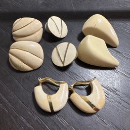 Lot Of 4 Pairs Of Vintage Cream And Gold Earrings