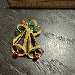 Vintage Signed Gerrys Enamel Christmas Bell Holiday Brooch Pin
