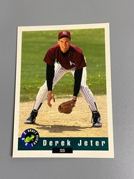 Derek Jeter 1992 Classic Draft Picks Rookie Card