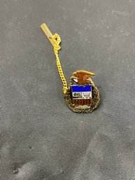 Vintage Essayons Military Pin