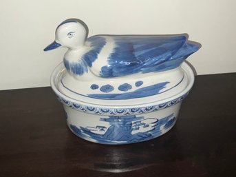 Blue And White Duck Lidded Bowl