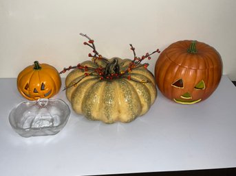 Group Of Pumpkin Decor