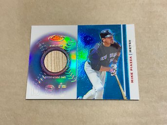 Mike Piazza 2003 Topps Finest Game Used Bat Card