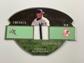 Roger Clemens Fleer EX Essentials Emerald Die-cut Game-worn Jersey /375