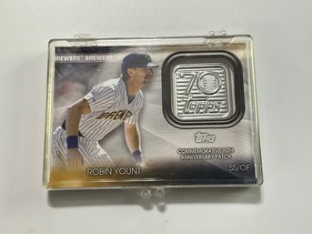 Robin Yount Topps 70th Anniversary Logo Patch Card