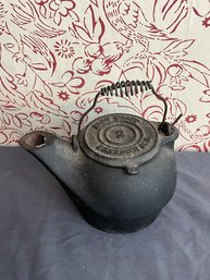 Vintage Cast Iron Craft Freedom NH Teapot #2