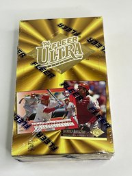 1994 Fleer Ultra Baseball Unopened Box