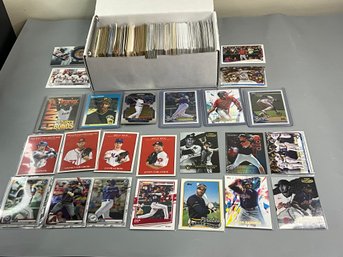 Mixed Baseball Card Lot