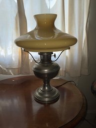 Vintage Aladdin Model 11 Mantle Lamp