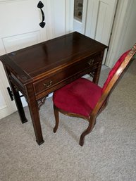 Single Drawer Vanity Table With Chair