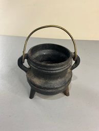 Cast Iron Cauldron Pot