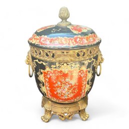 Fabulous Castilian Chinese Porcelain And Ormulu Decorative Covered Urns Cachepots