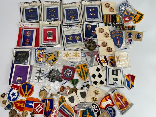 Military Pin, Patch Medals & Awards Lot