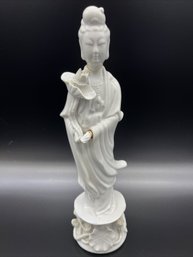 Chinese Kwan Yin Asian Porcelain Guayin Statue Figure Blanc De Chine Hong Kong