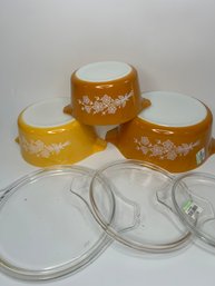 Vintage Pyrex Butterfly Gold Set Of 3 Casserole Dishes  With Lids.