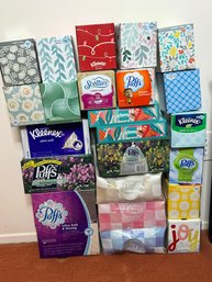 Lot Of 26 Boxes Puffs And Kleenex Tissues
