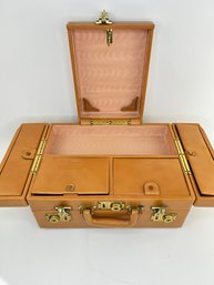 Vintage Train Travel Hard Shell Case Jewelry & Cosmetic Storage Organizer