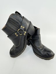 Bolo Leather Womans Boots Size 8