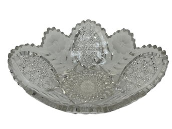 Cut Crystal Scallop Edge Oval Bowl Daisy Flower Floral Theme