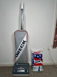 Oreck XL Xtended Life Vacuum With Bags