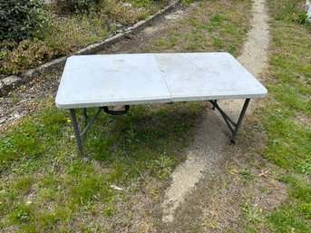 4' Adjustable Height Plastic Folding Table