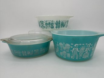 Vintage Mixed Pyrex Blue & White Cinderella Amish Butterprint Bowls & Lid