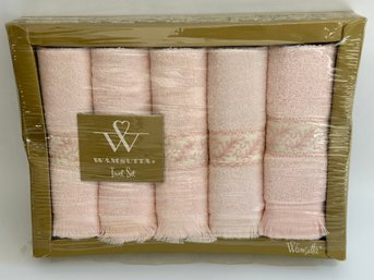 Wamsutta Pink Towel Set