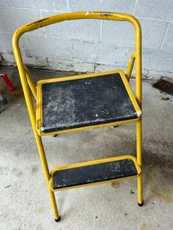 Vintage 2 Step Locking/folding Step Stool Ladder